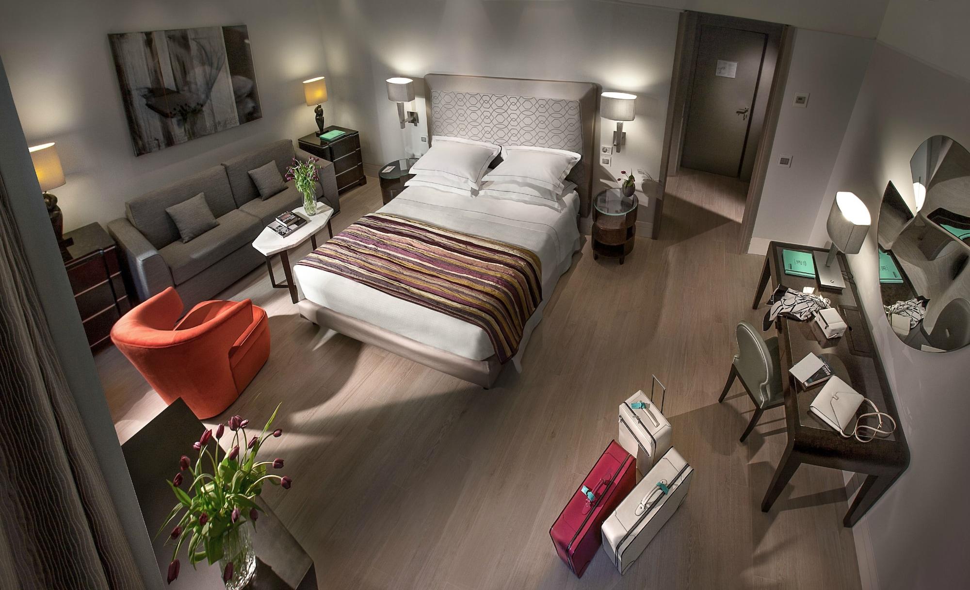 Hotel Cavour Milan Exterior photo